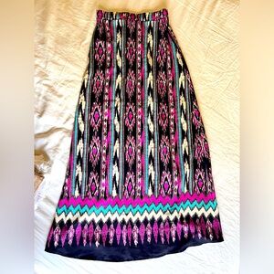 Women’s maxi skirt size XS/S or Juniors M